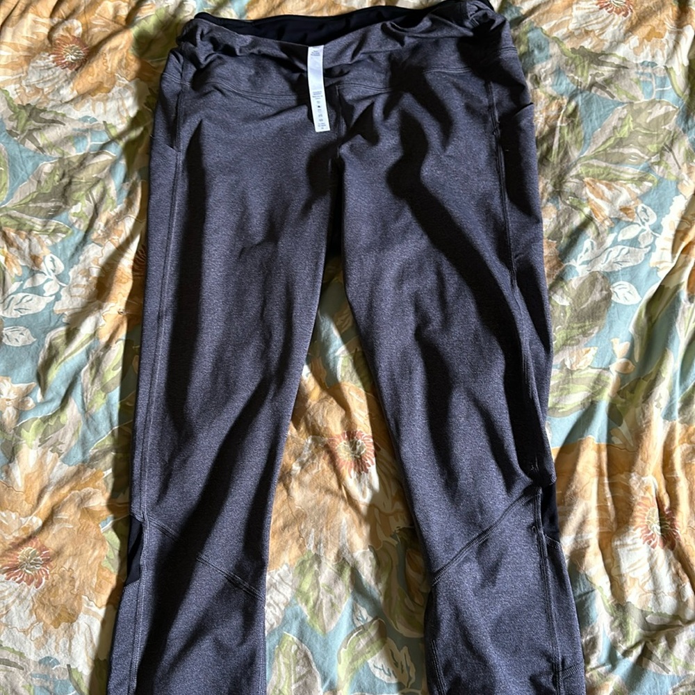 GUC Lululemon grey leggings with mesh panels